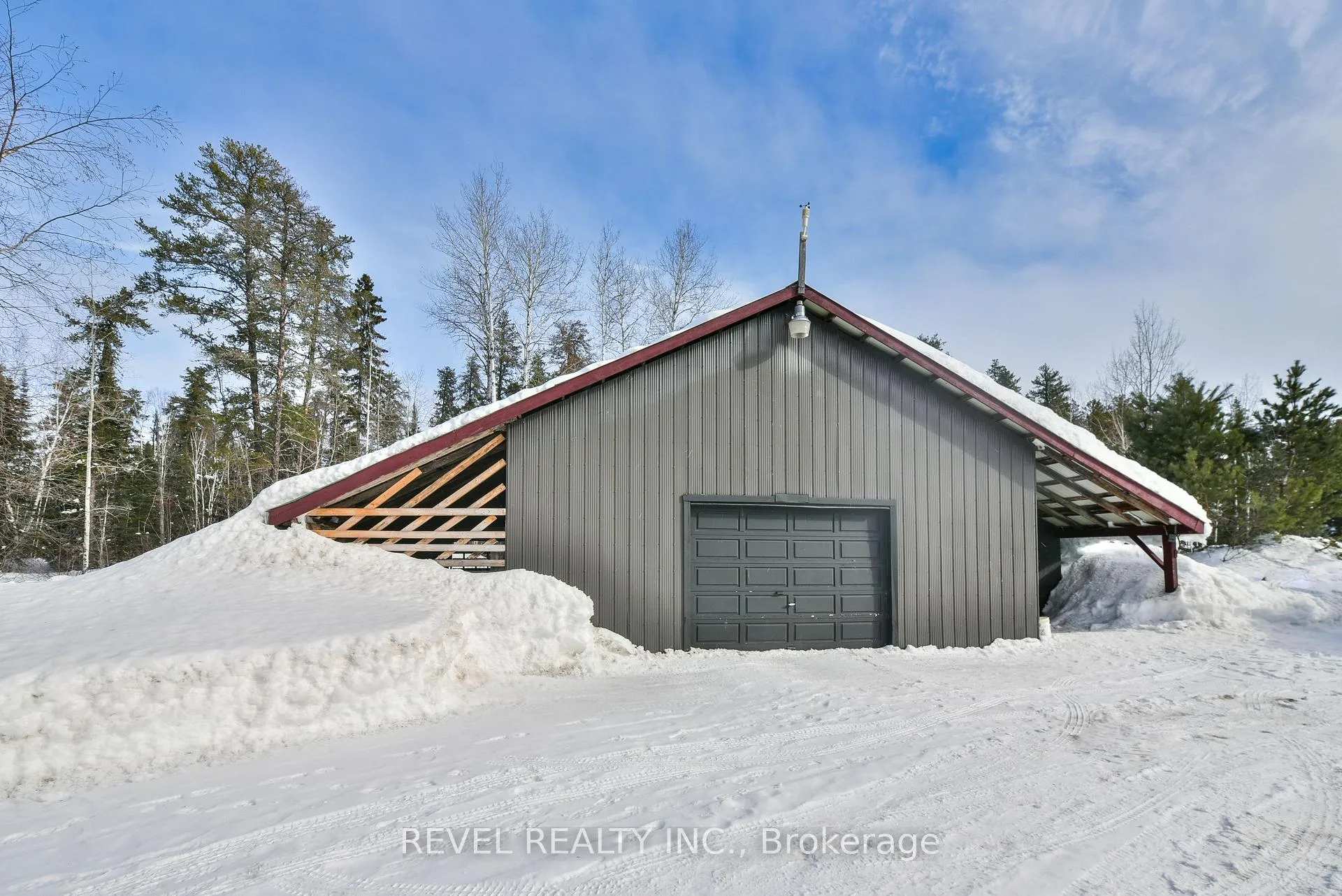 Photo 4 of 978 Municipal Road, Timmins, TM - Outside East — HOMEH