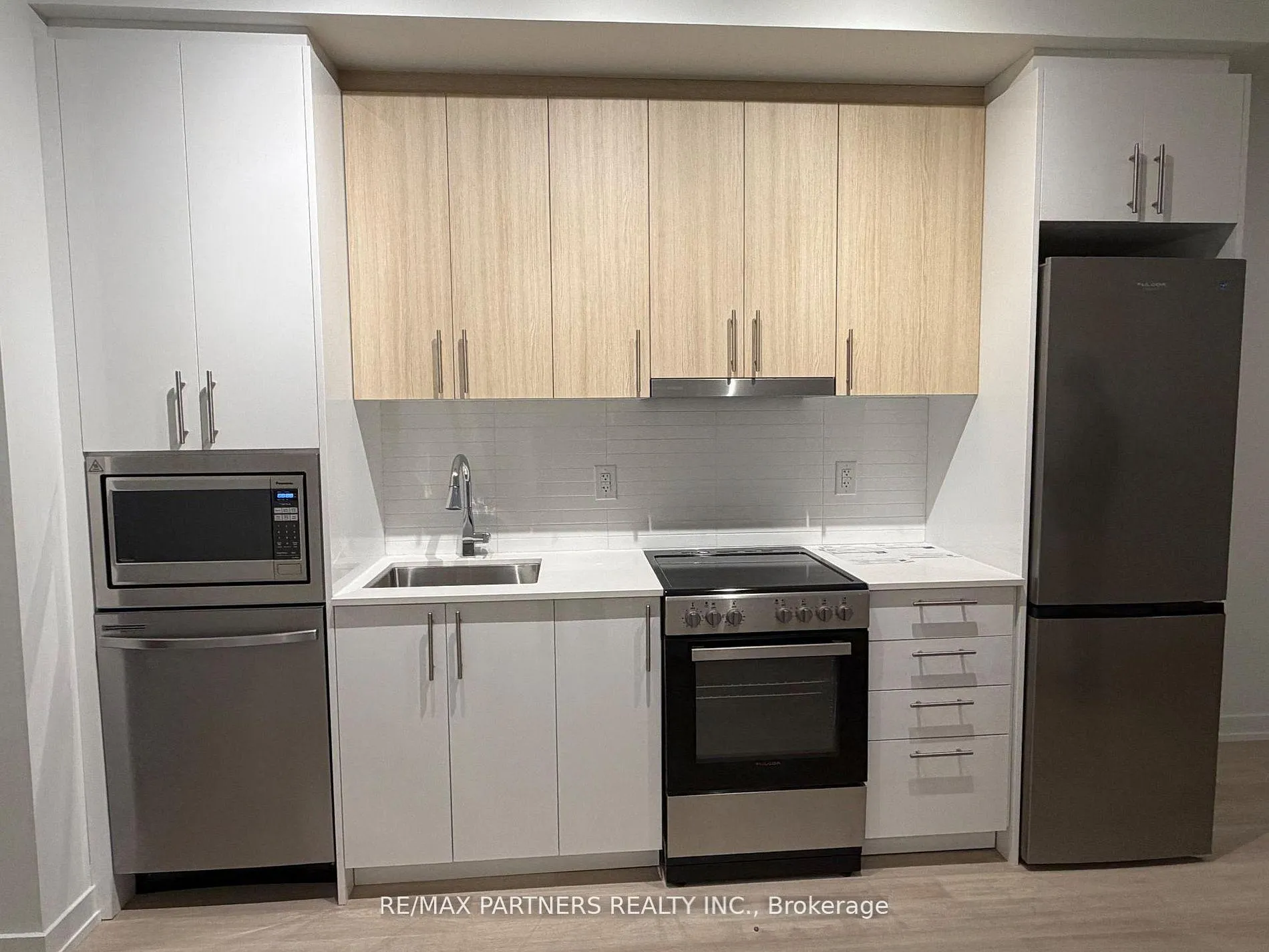 Photo 2 of Unit A-740, 9763 Markham Road, Markham, Greensborough — HOMEH