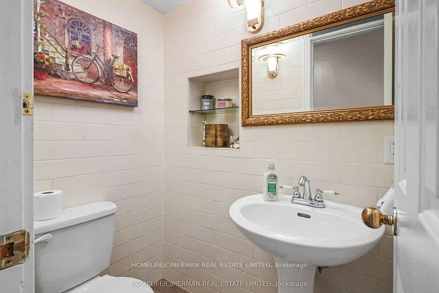 Photo 23 of 40 Queenston Crescent, Vaughan, East Woodbridge — HOMEH