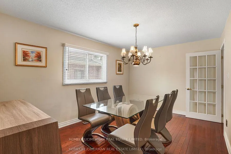 Photo 26 of 40 Queenston Crescent, Vaughan, East Woodbridge — HOMEH