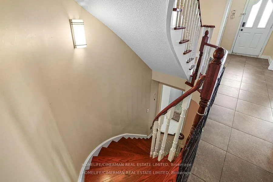Photo 33 of 40 Queenston Crescent, Vaughan, East Woodbridge — HOMEH