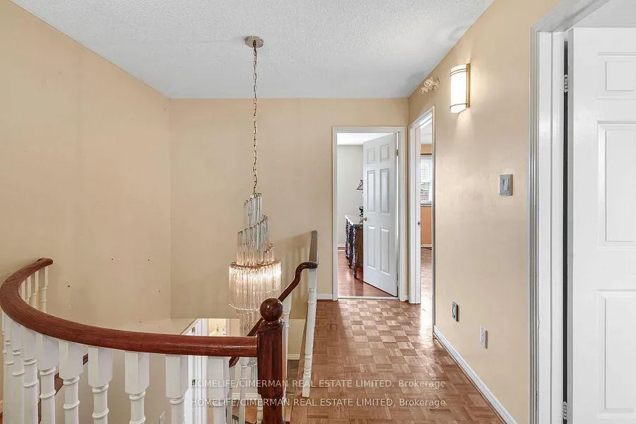 Photo 34 of 40 Queenston Crescent, Vaughan, East Woodbridge — HOMEH