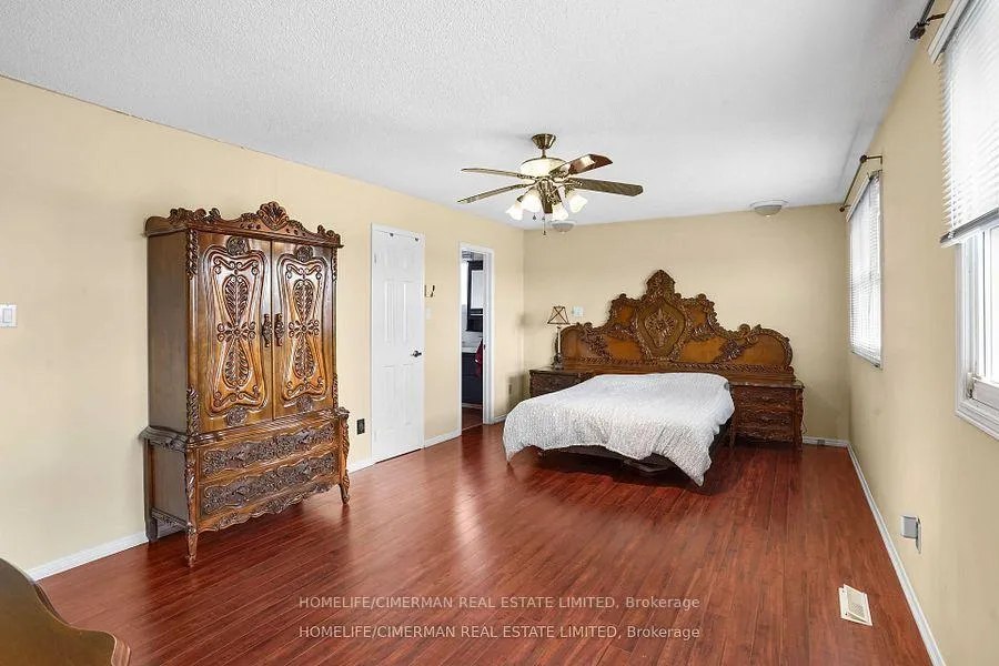 Photo 35 of 40 Queenston Crescent, Vaughan, East Woodbridge — HOMEH