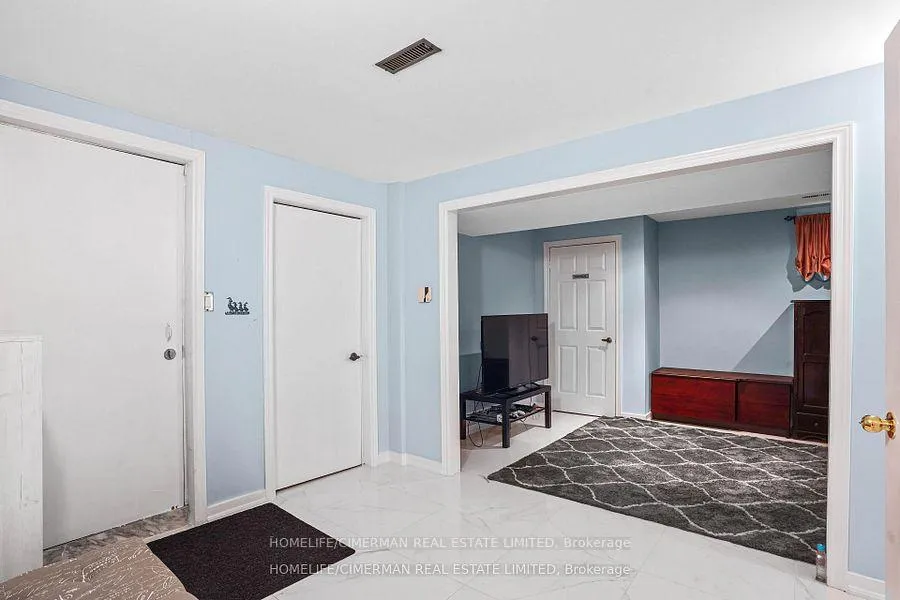 Photo 44 of 40 Queenston Crescent, Vaughan, East Woodbridge — HOMEH
