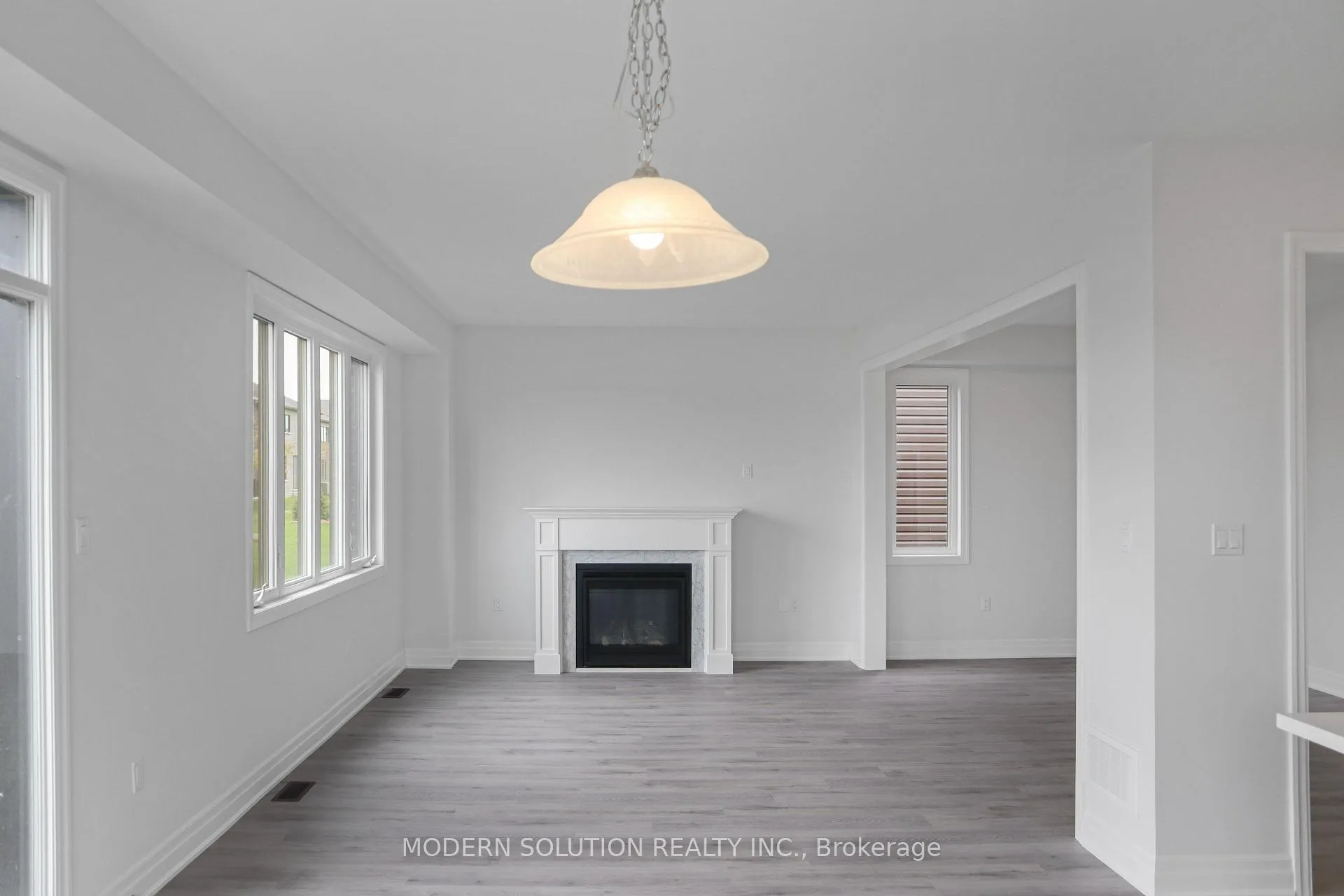 Photo 7 of 58 Del Ray Crescent, Wasaga Beach — HOMEH