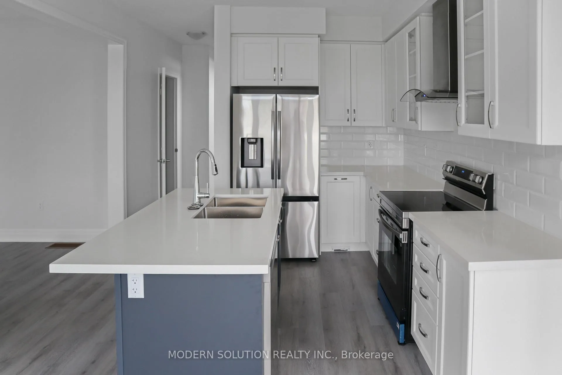 Photo 19 of 58 Del Ray Crescent, Wasaga Beach — HOMEH