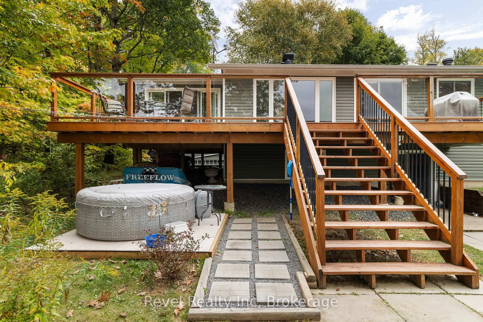 Photo 42 of 210 Burnett's Road, McKellar — HOMEH