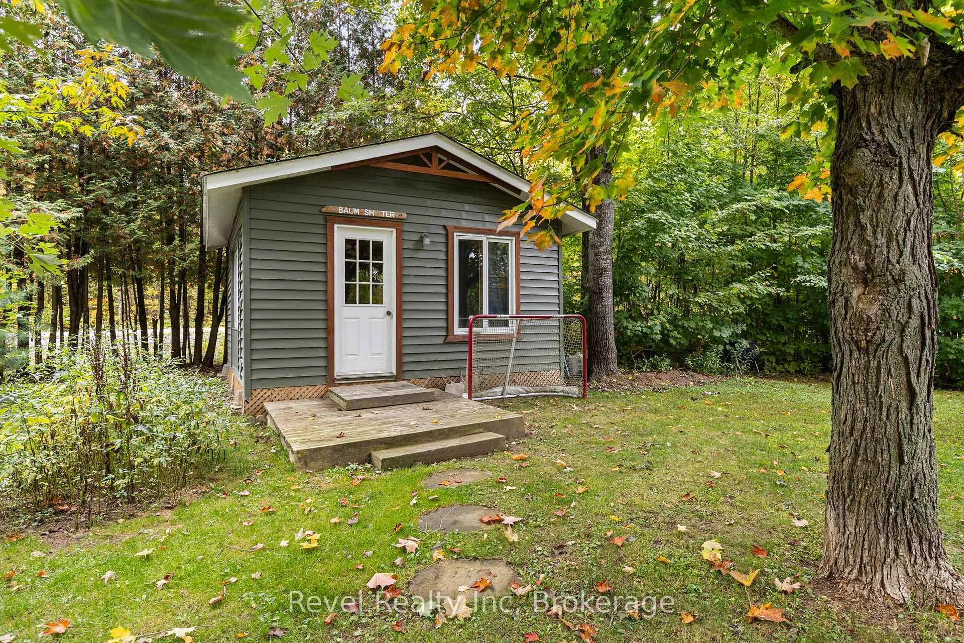 Photo 45 of 210 Burnett's Road, McKellar — HOMEH