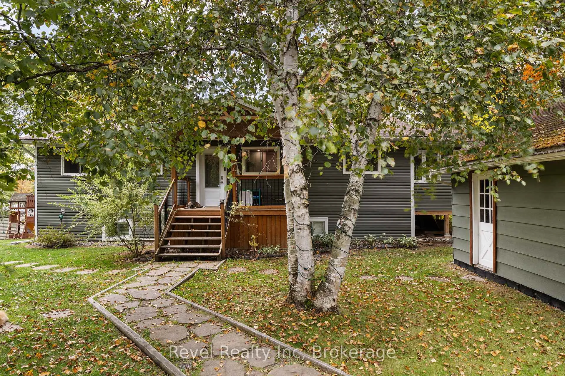Photo 46 of 210 Burnett's Road, McKellar — HOMEH
