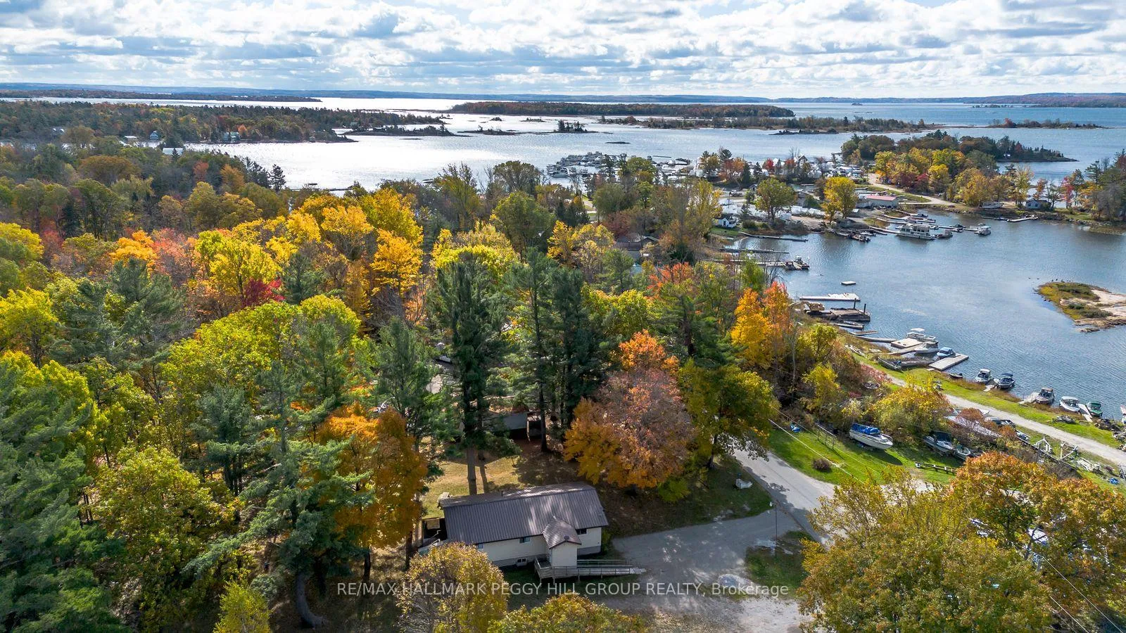 Photo 2 of 332 Baxter Loop Road, Georgian Bay, Baxter — HOMEH