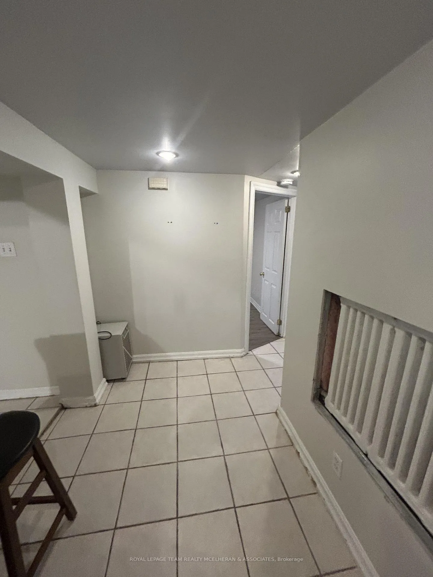 Photo 12 of 90 Queen Elizabeth Drive, Ottawa, Ottawa Centre/Golden Triangle — HOMEH
