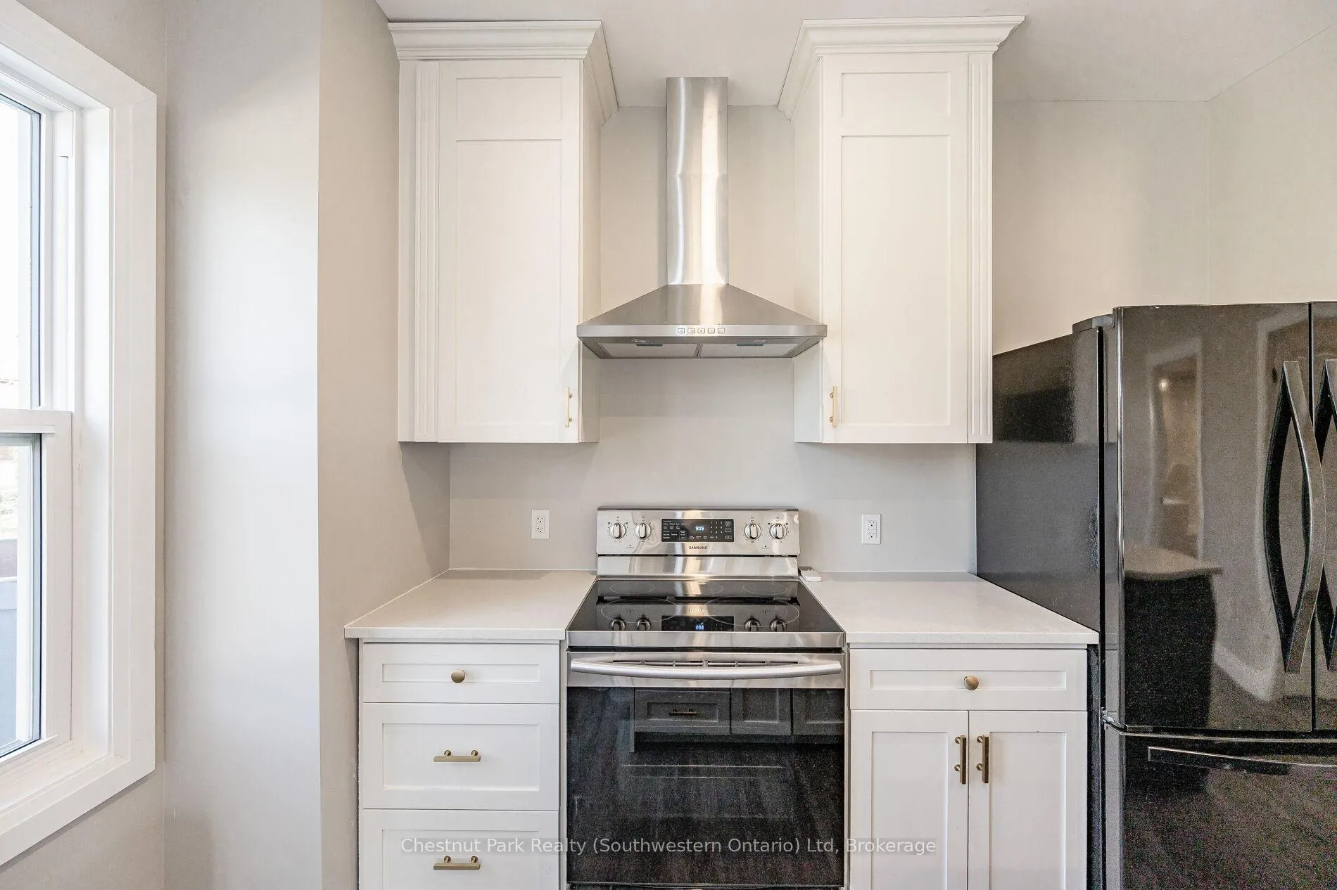 Photo 6 of Unit 1, 304 Frederick Street, Kitchener — HOMEH
