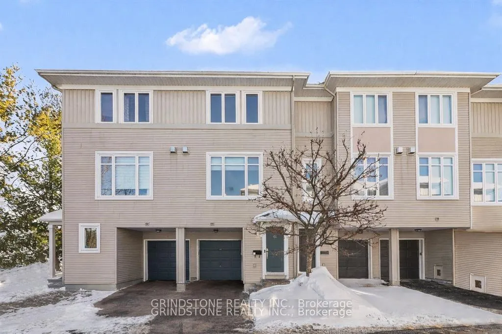 Photo 1 of 126 Songbird Private, Ottawa, Westcliffe Estates — HOMEH