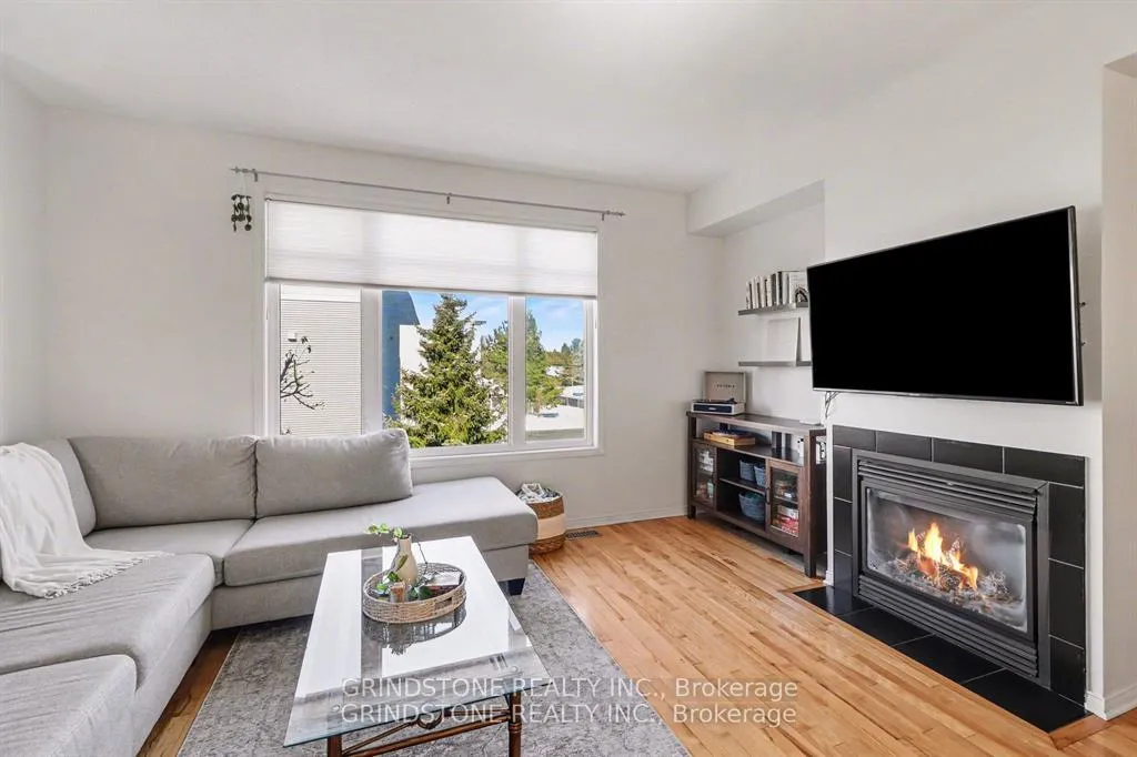 Photo 15 of 126 Songbird Private, Ottawa, Westcliffe Estates — HOMEH
