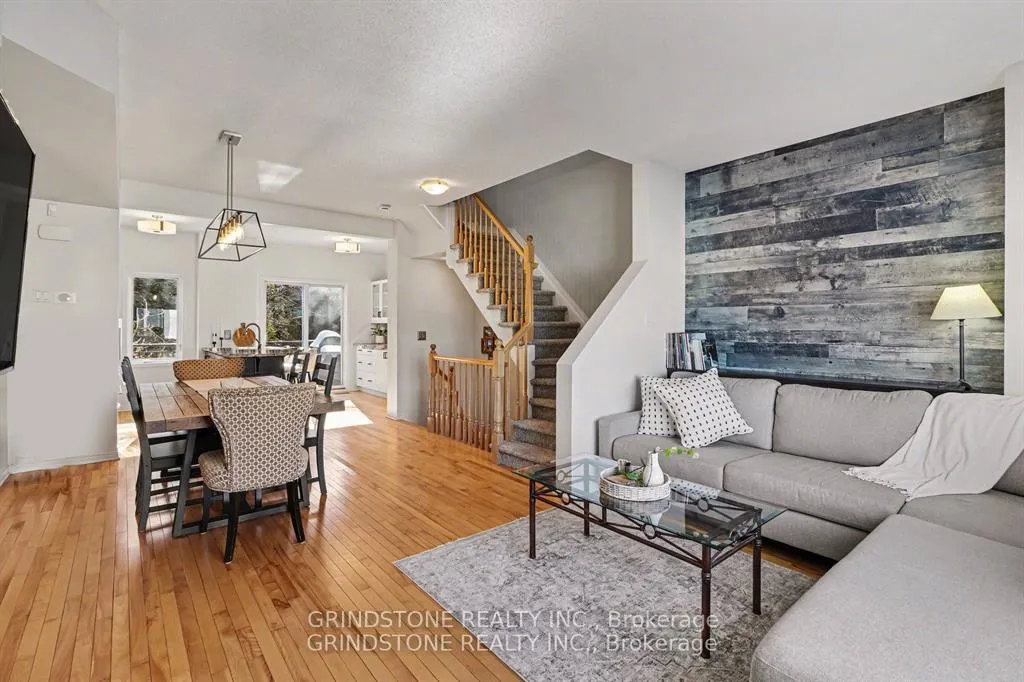 Photo 16 of 126 Songbird Private, Ottawa, Westcliffe Estates — HOMEH