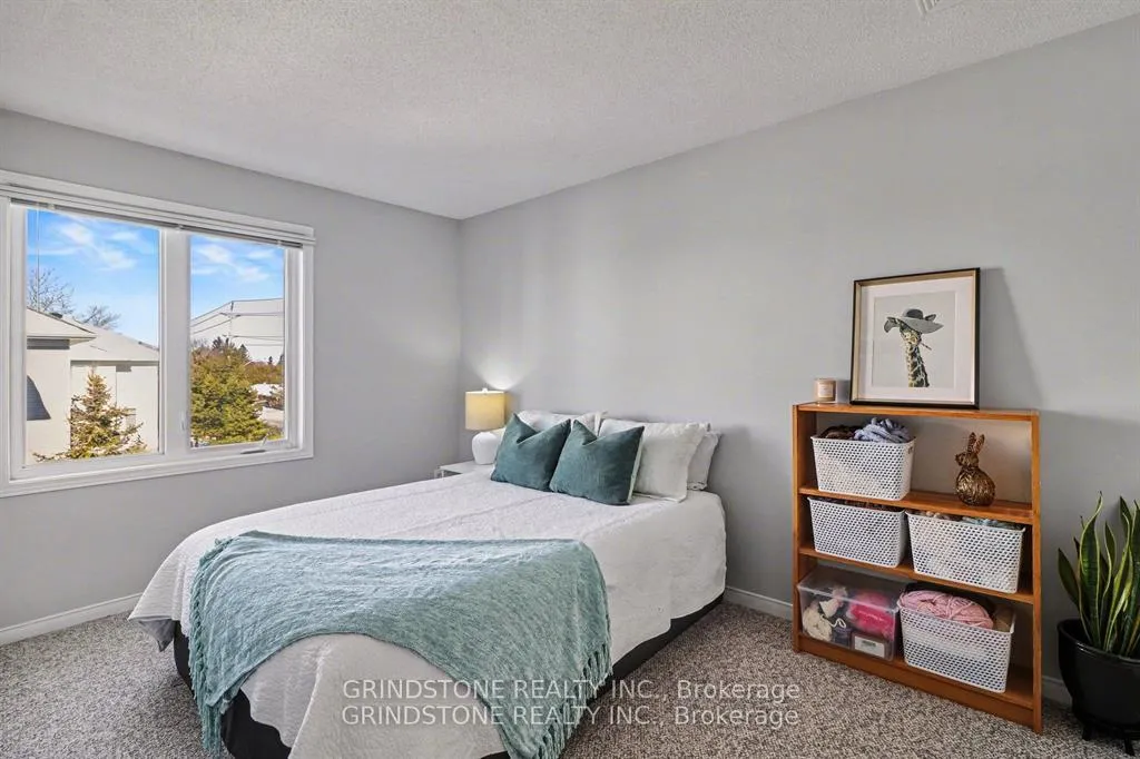 Photo 20 of 126 Songbird Private, Ottawa, Westcliffe Estates — HOMEH