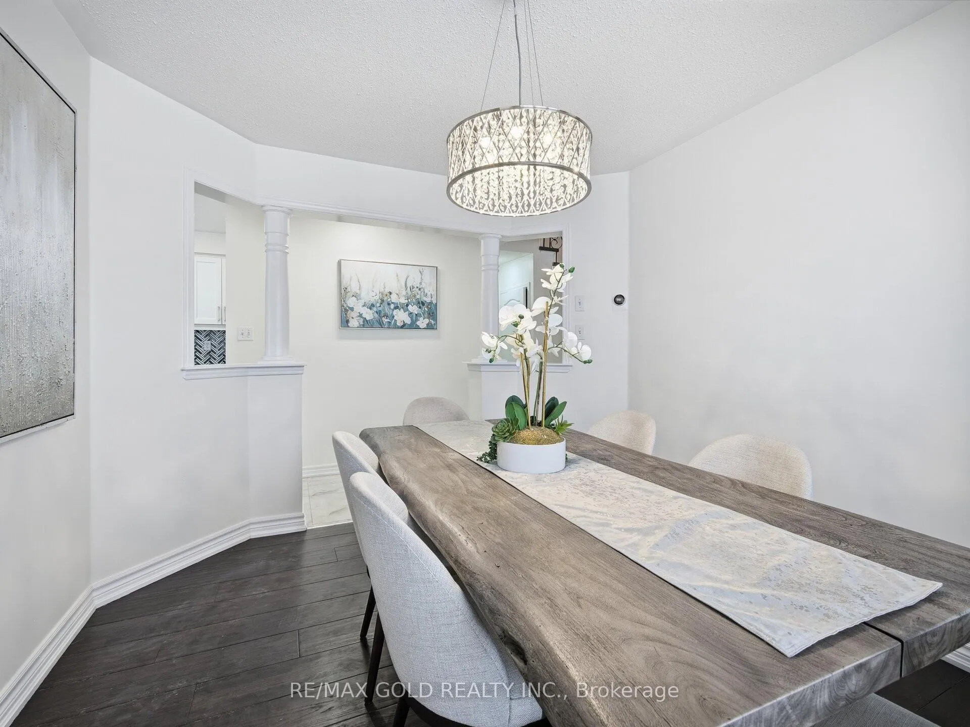 Photo 5 of 78 Passfield Trail, Brampton, Bram East — HOMEH