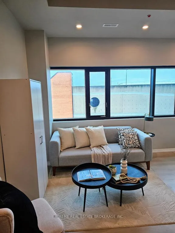 Photo 7 of Unit 402, 1 St. Paul Street, St. Catharines, Downtown — HOMEH