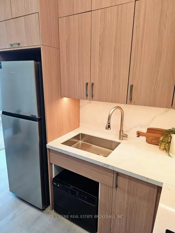 Photo 11 of Unit 402, 1 St. Paul Street, St. Catharines, Downtown — HOMEH
