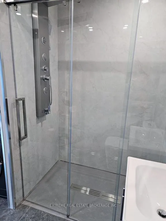 Photo 13 of Unit 402, 1 St. Paul Street, St. Catharines, Downtown — HOMEH