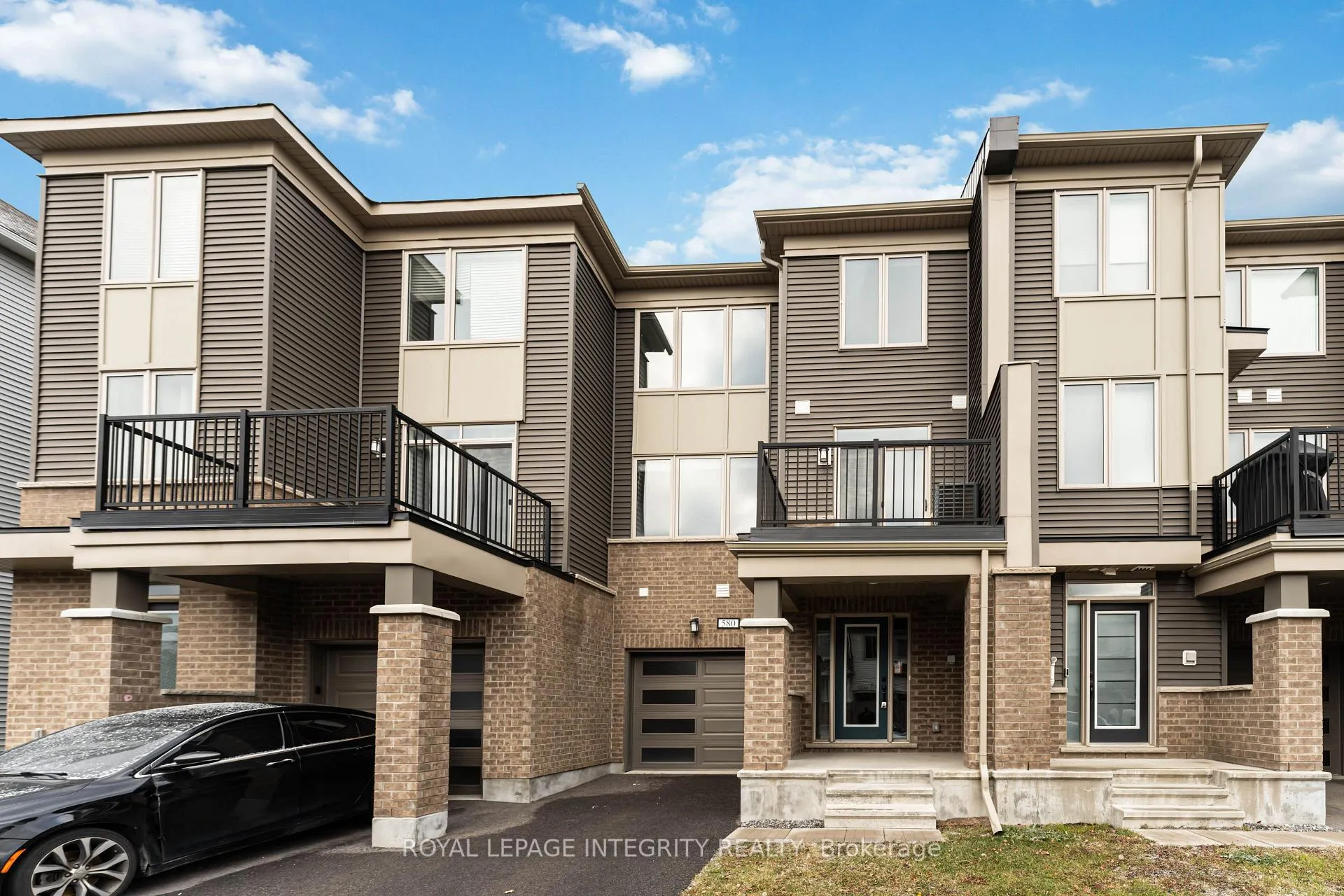 Photo 2 of 580 Catleaf Row, Ottawa, Avalon West — HOMEH