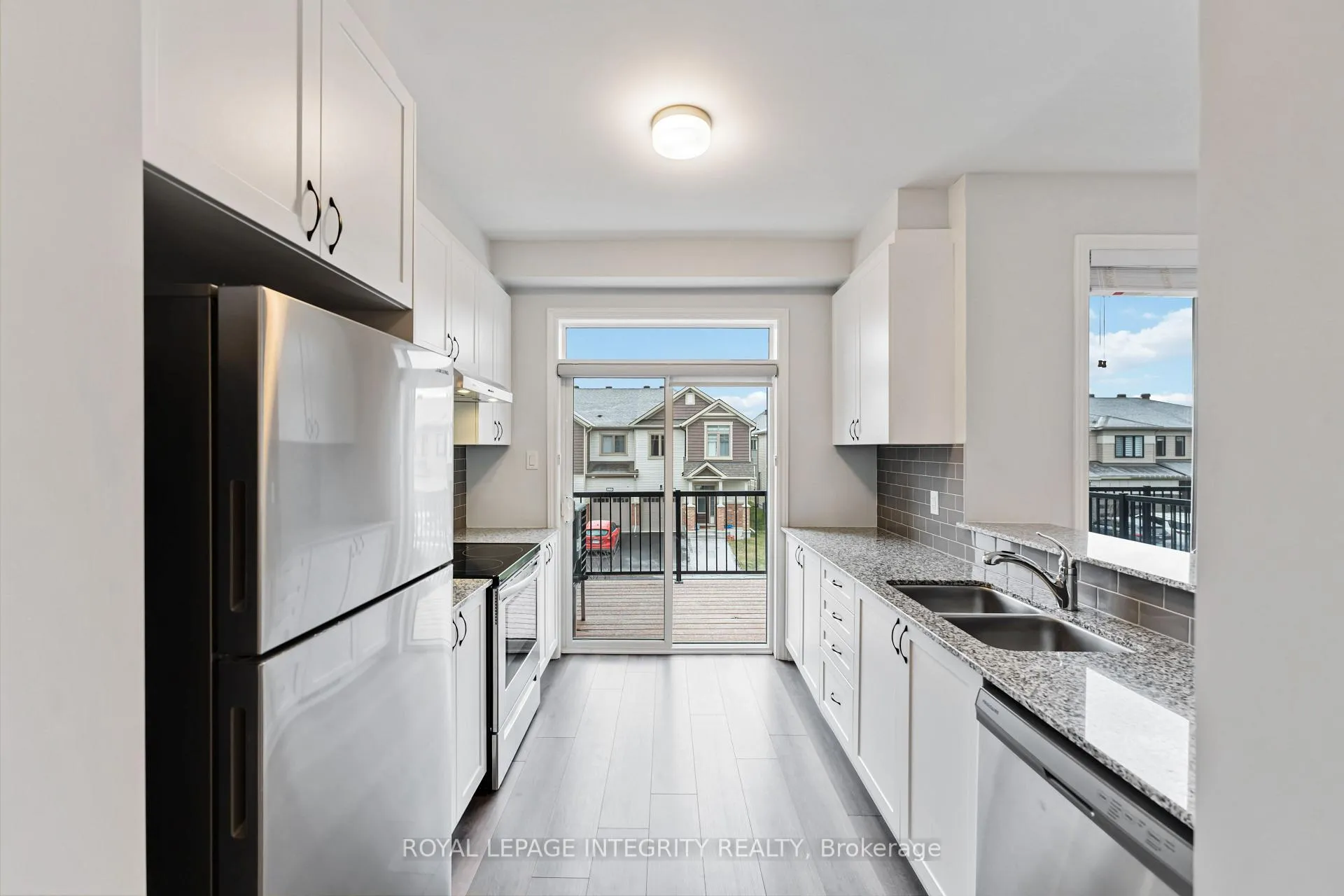 Photo 7 of 580 Catleaf Row, Ottawa, Avalon West — HOMEH