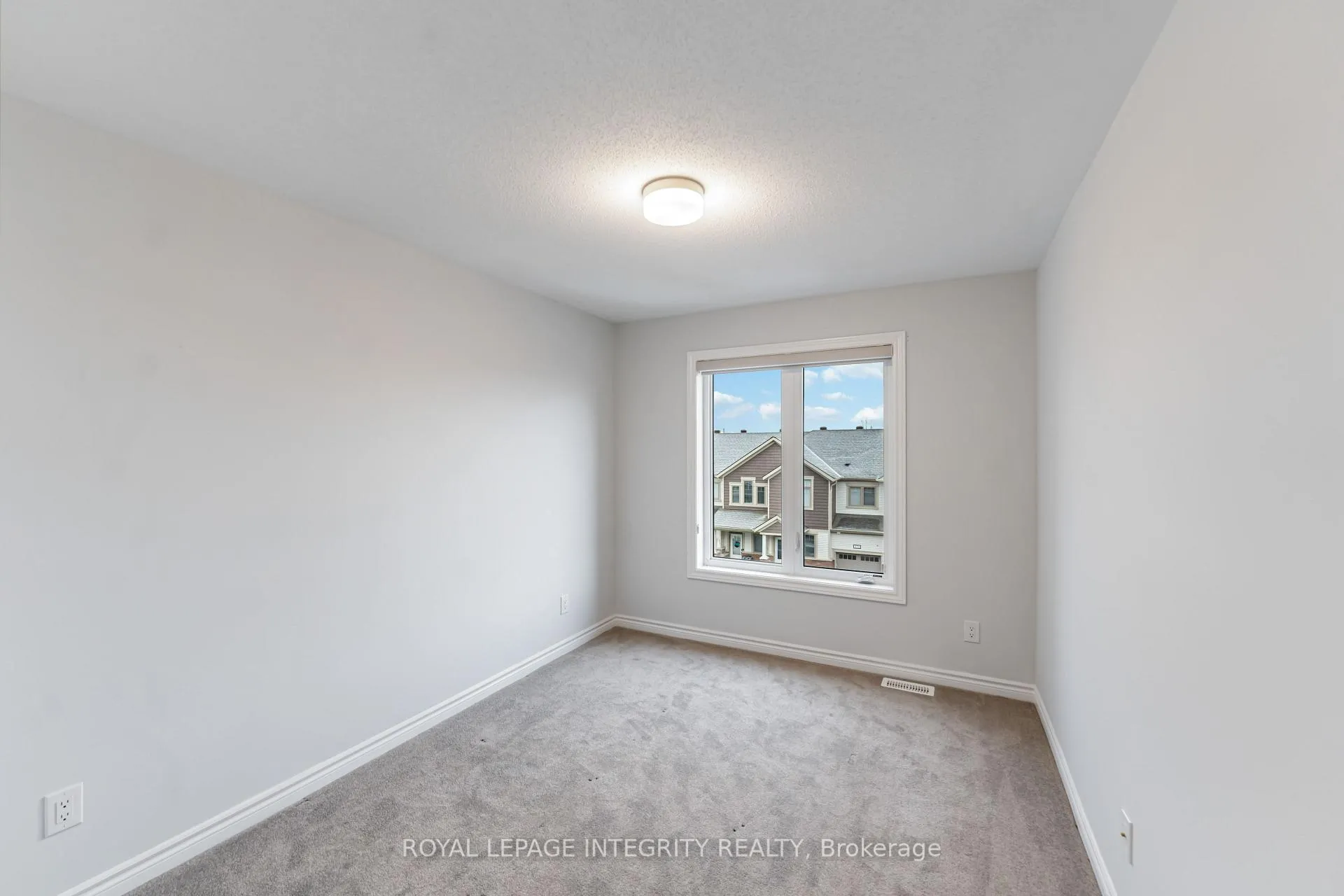 Photo 28 of 580 Catleaf Row, Ottawa, Avalon West — HOMEH