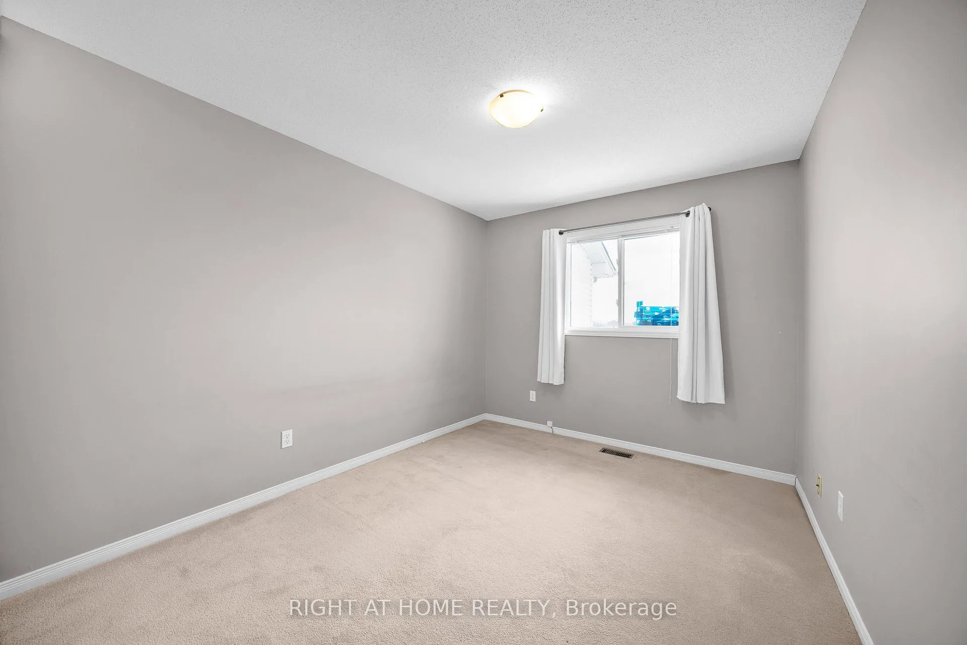 Photo 22 of 175 Kincardine Drive, Ottawa, Kanata - Glencairn/Hazeldean — HOMEH