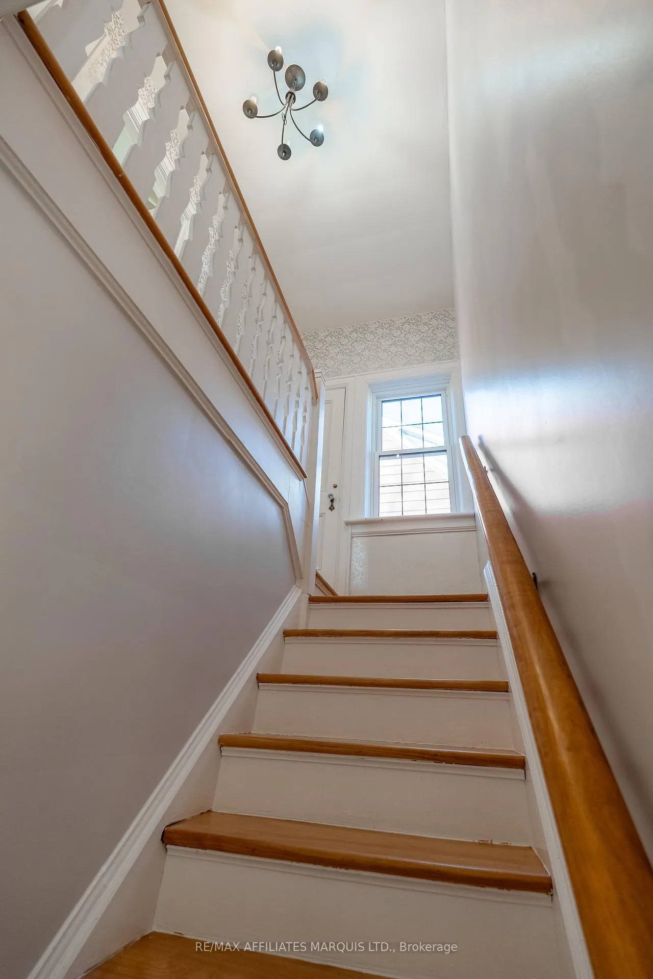 Photo 10 of 9 Old Orchard Avenue, Cornwall — HOMEH