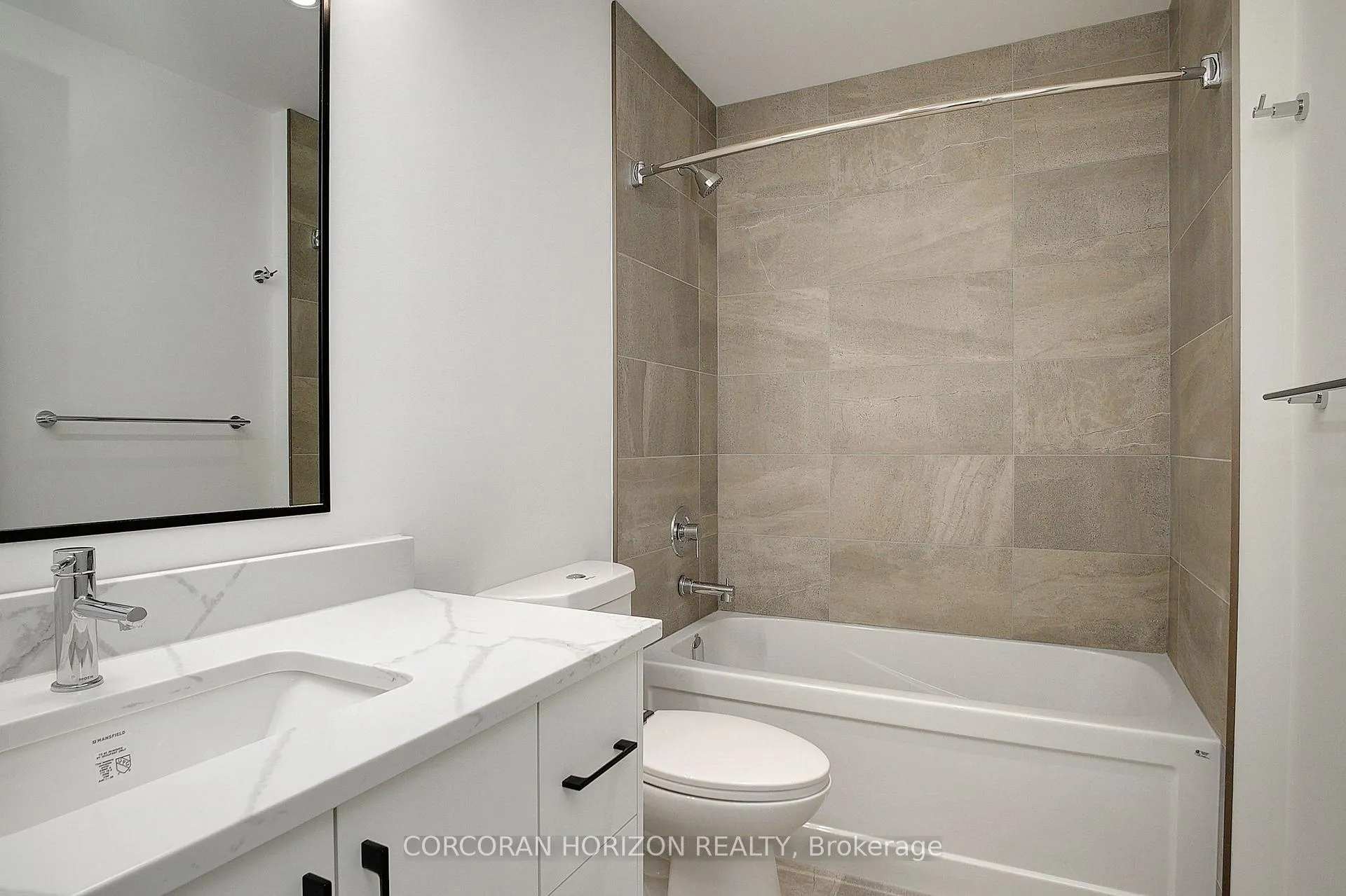 Photo 16 of Unit 1602, 741 King Street W, Kitchener — HOMEH