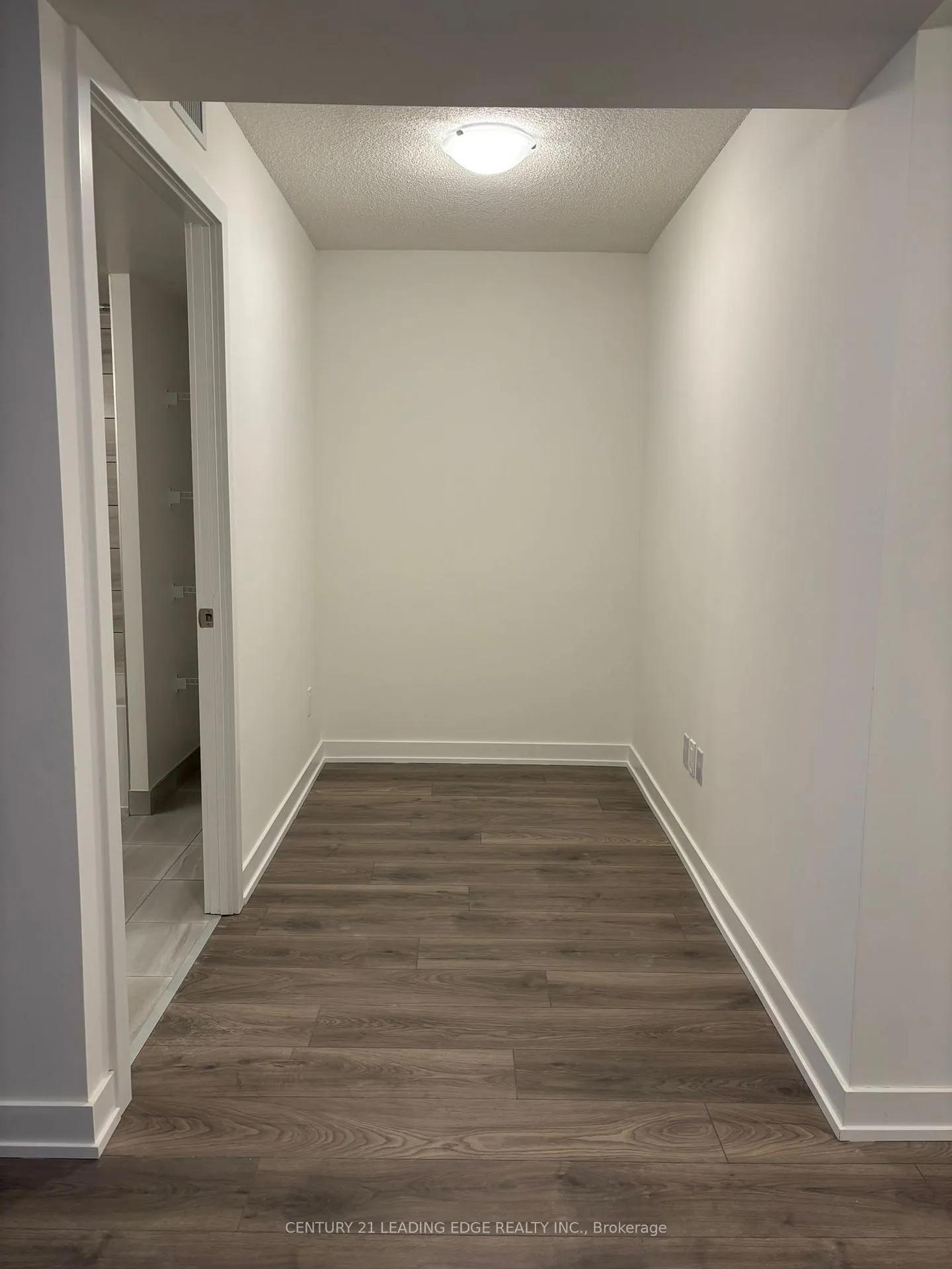 Photo 6 of Unit 1101, 1010 Sandy Beach Road SE, Pickering, Bay Ridges — HOMEH