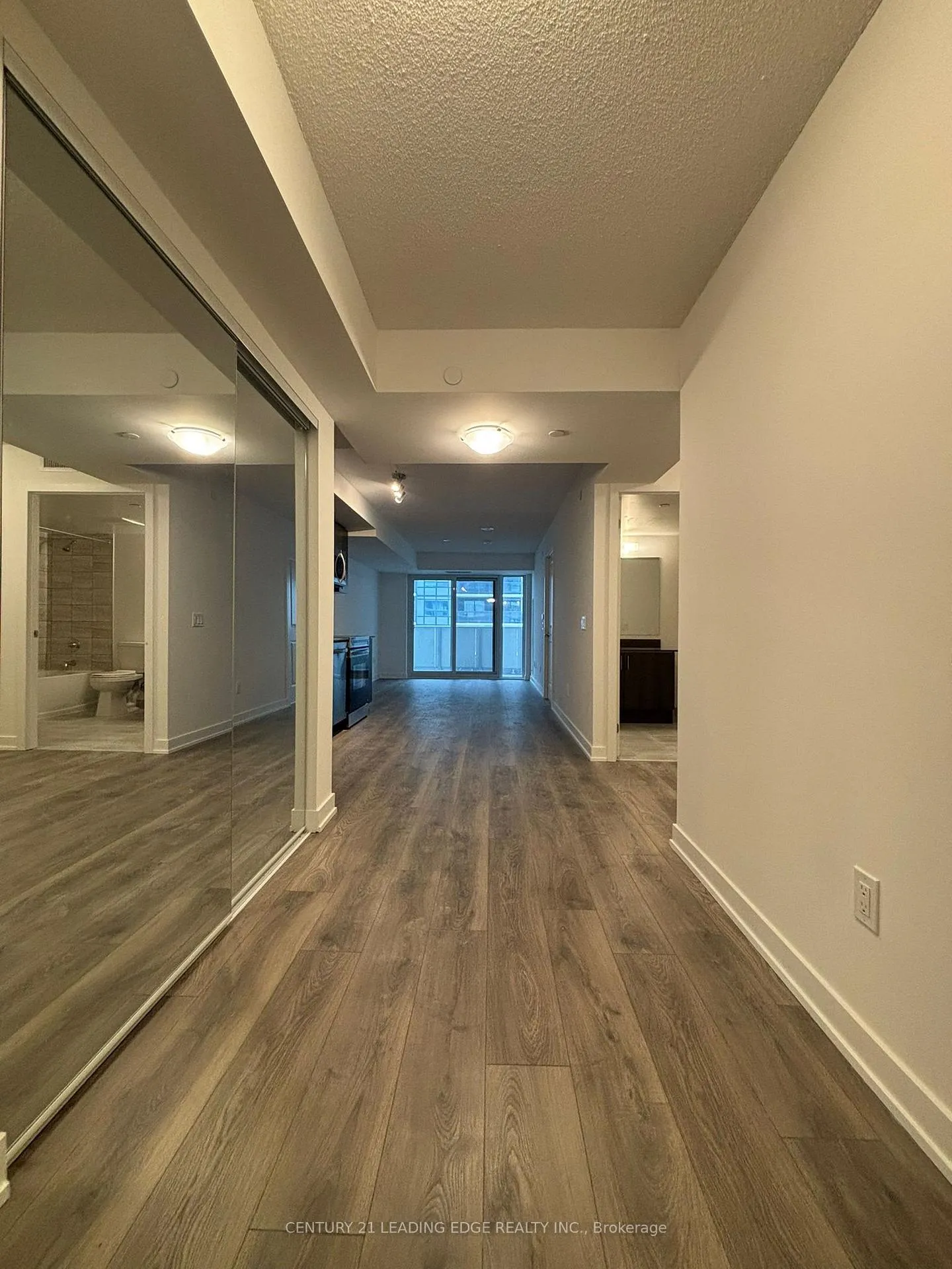 Photo 7 of Unit 1101, 1010 Sandy Beach Road SE, Pickering, Bay Ridges — HOMEH