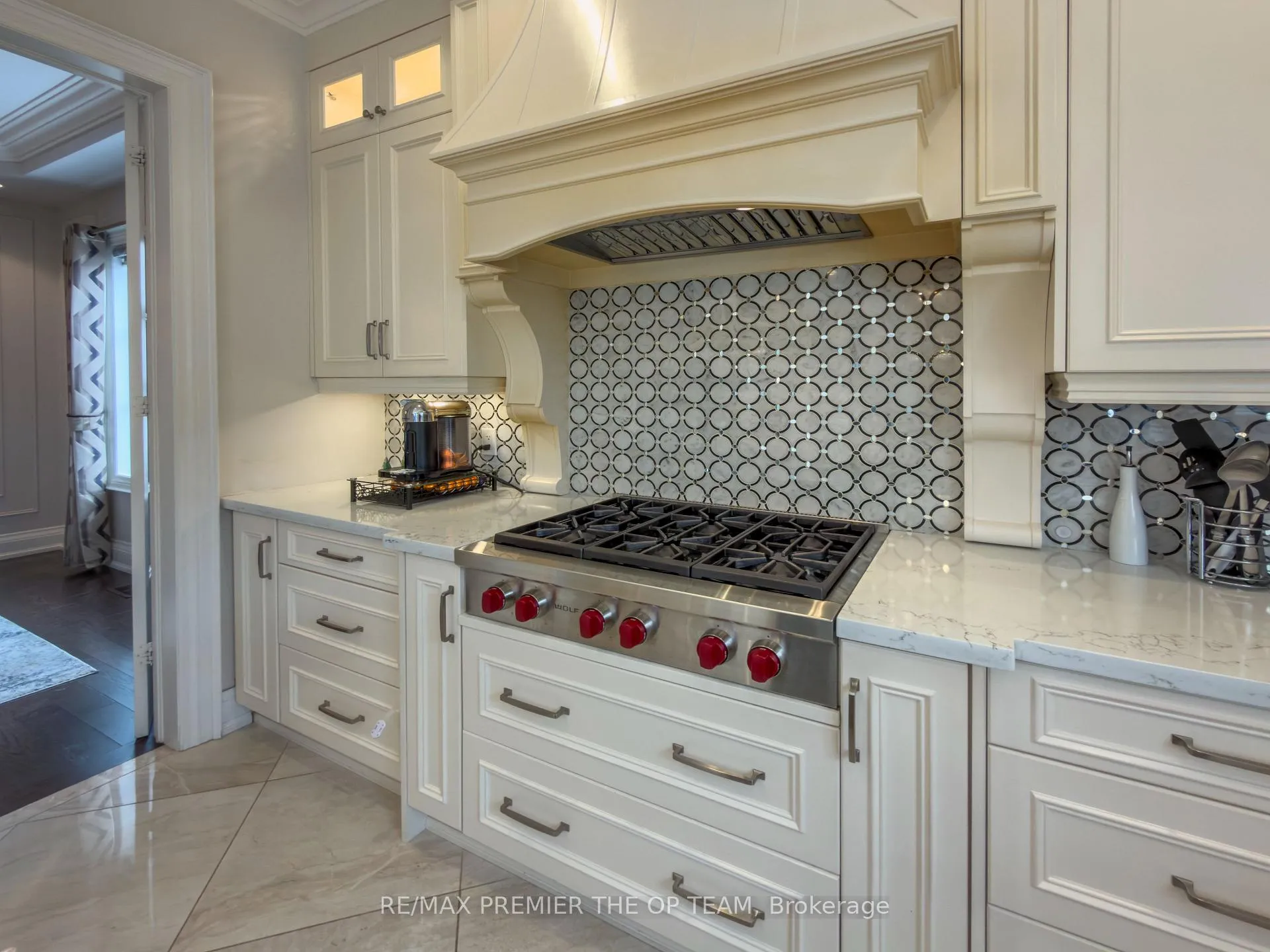 Photo 13 of 4 John Carroll Drive, Brampton, Toronto Gore Rural Estate — HOMEH
