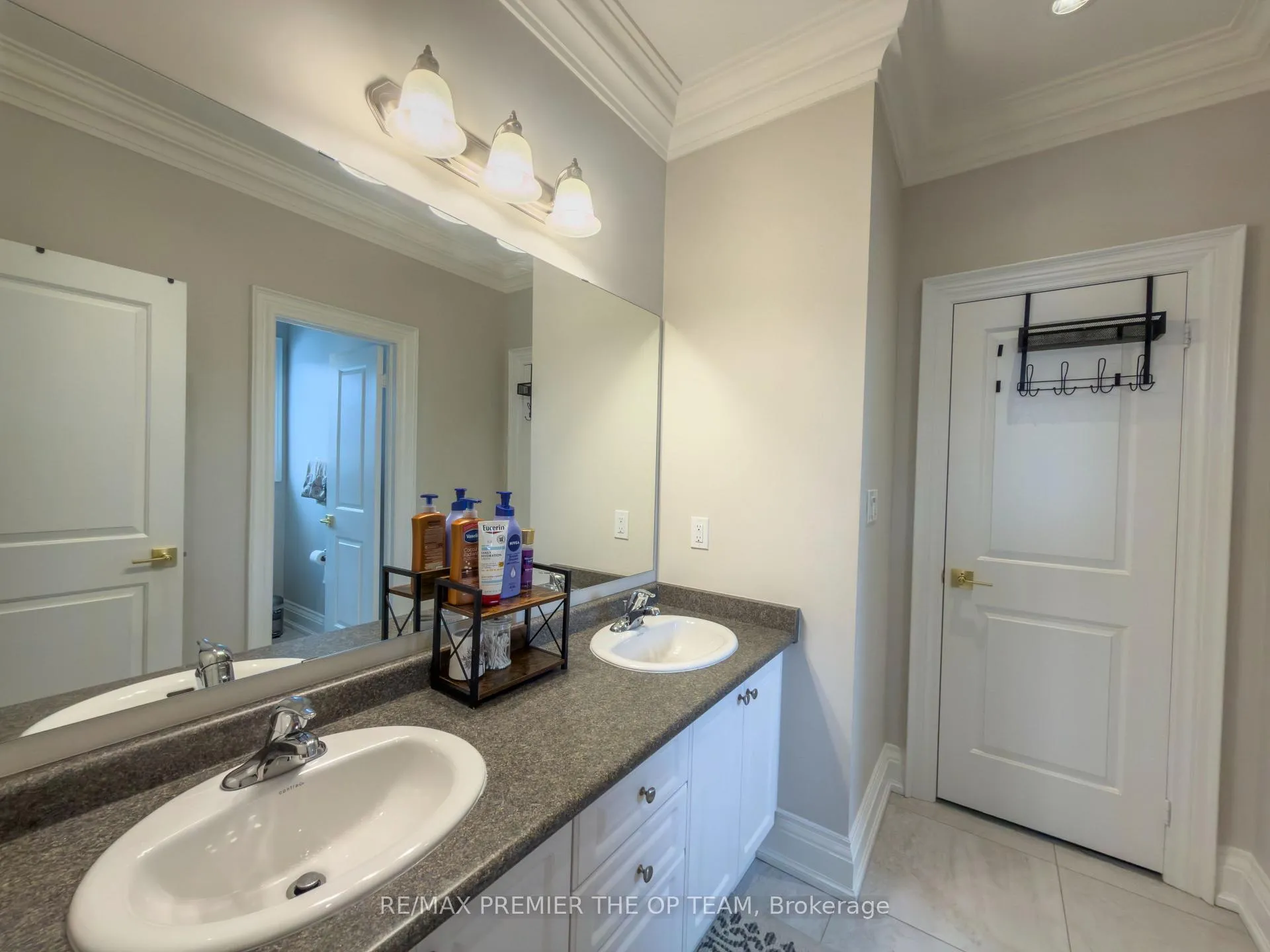 Photo 32 of 4 John Carroll Drive, Brampton, Toronto Gore Rural Estate — HOMEH