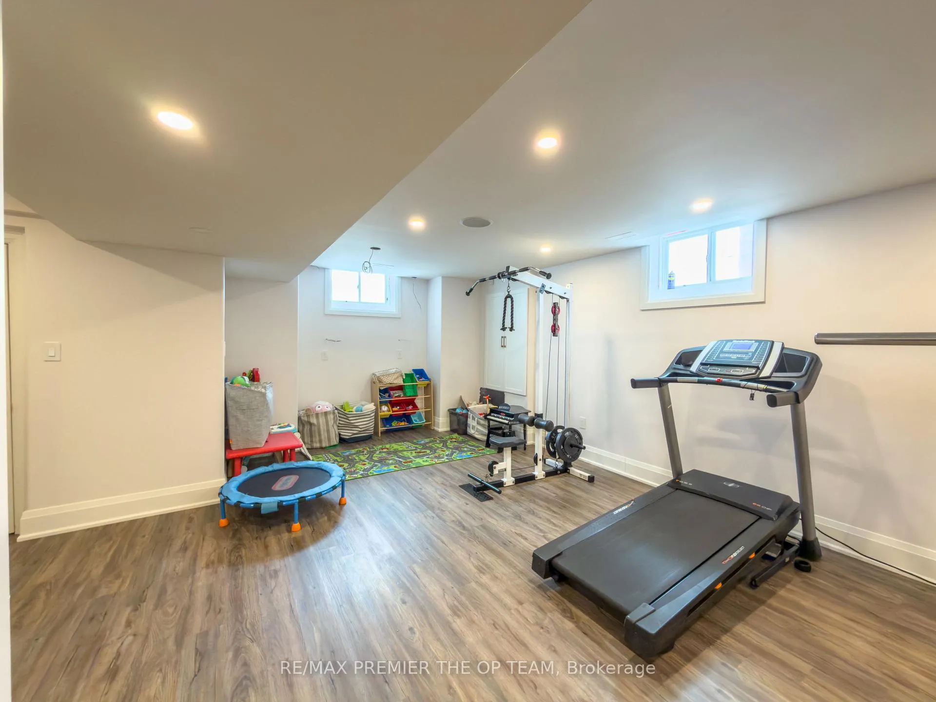 Photo 39 of 4 John Carroll Drive, Brampton, Toronto Gore Rural Estate — HOMEH
