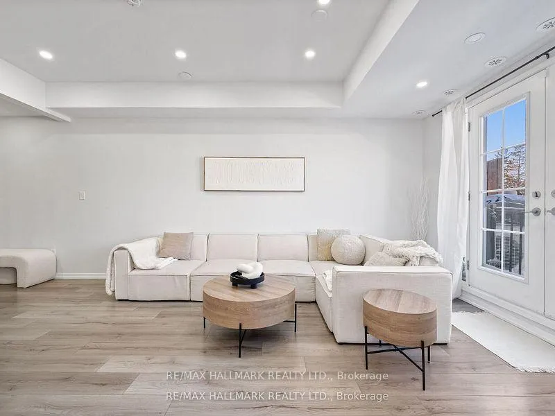 Photo 10 of Unit D09, 26 Bruce Street, Vaughan, East Woodbridge — HOMEH