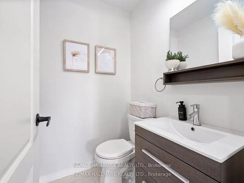 Photo 19 of Unit D09, 26 Bruce Street, Vaughan, East Woodbridge — HOMEH