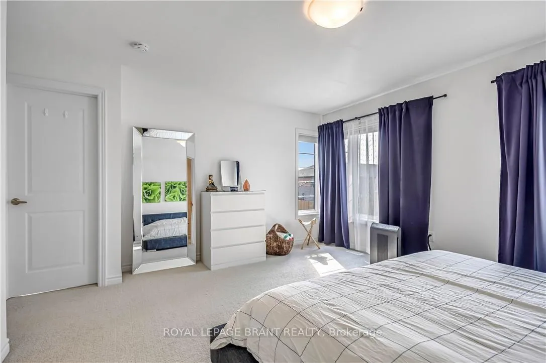 Photo 16 of 29 Bellhouse Avenue, Brantford — HOMEH