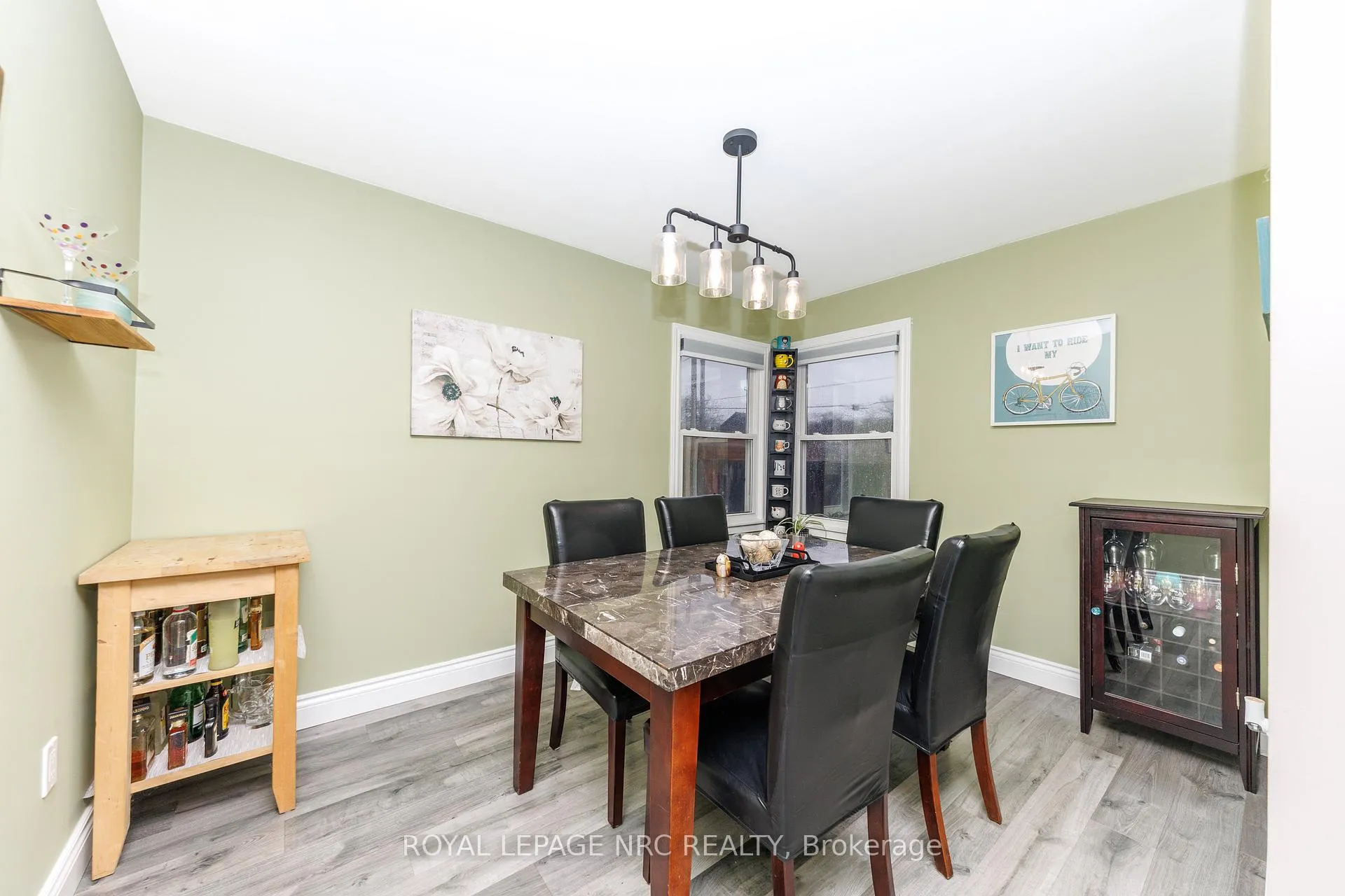 Photo 25 of 40 Shakespeare Avenue, St. Catharines, Haig — HOMEH