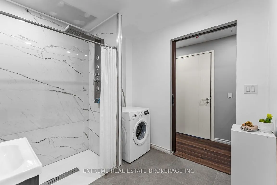 Photo 5 of Unit 401, 1 St. Paul Street, St. Catharines, Downtown — HOMEH