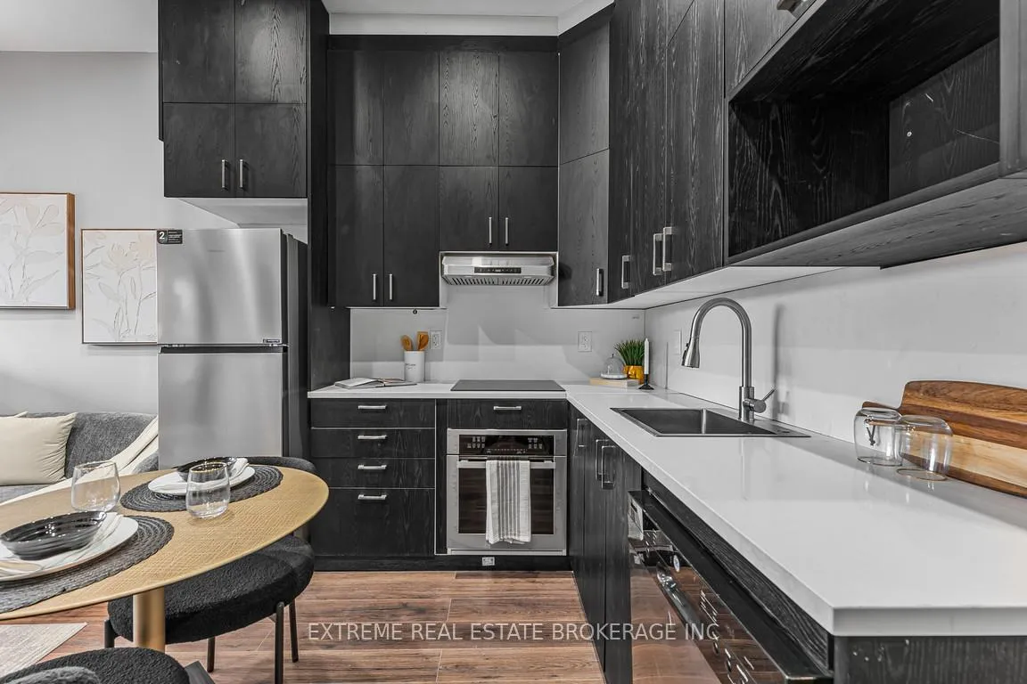 Photo 8 of Unit 401, 1 St. Paul Street, St. Catharines, Downtown — HOMEH