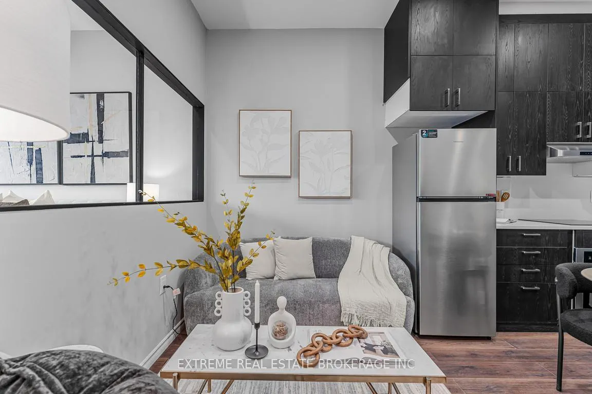 Photo 11 of Unit 401, 1 St. Paul Street, St. Catharines, Downtown — HOMEH
