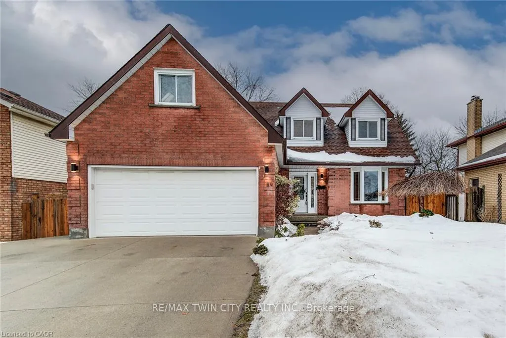 Photo 3 of 89 Biehn Drive, Kitchener, Brigadoon — HOMEH