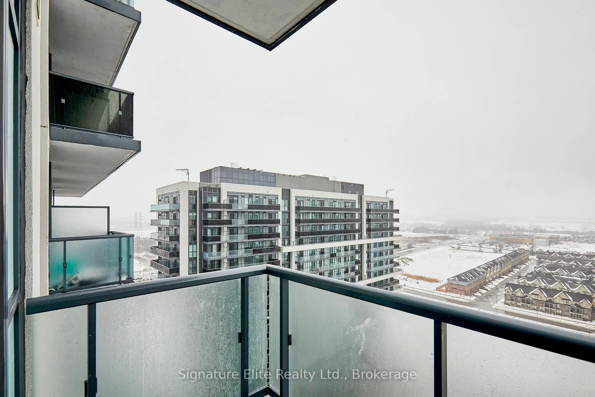 Photo 12 of Unit 1920, 2545 Simcoe Street N, Oshawa, Windfields — HOMEH