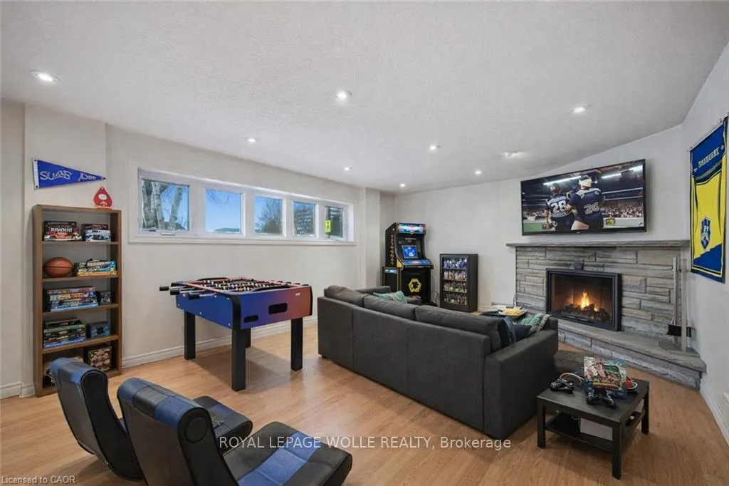Photo 33 of 123 Lorraine Avenue, Kitchener — HOMEH