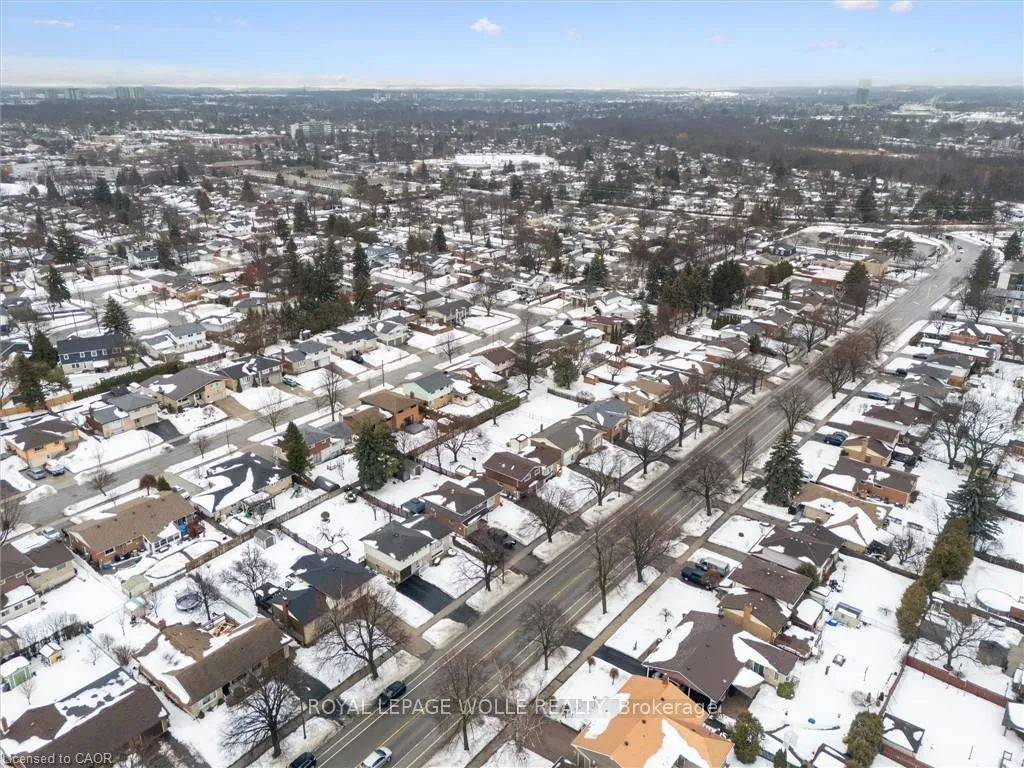 Photo 46 of 123 Lorraine Avenue, Kitchener — HOMEH