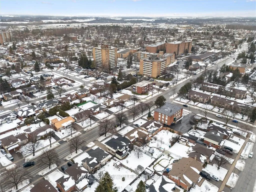Photo 48 of 123 Lorraine Avenue, Kitchener — HOMEH