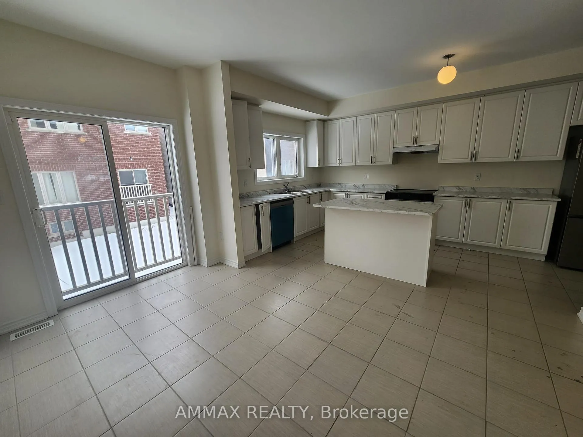 Photo 6 of 2542 Hibiscus Drive, Pickering, Rural Pickering — HOMEH