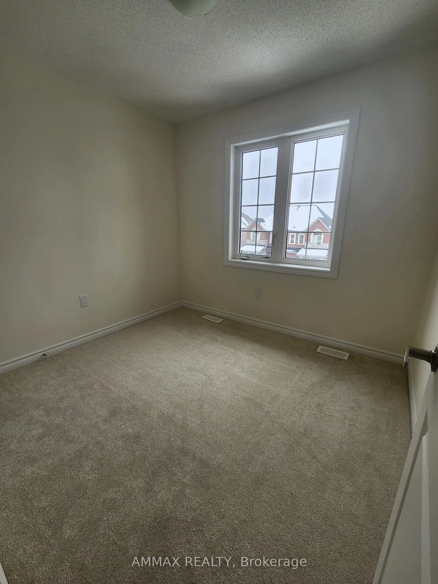 Photo 15 of 2542 Hibiscus Drive, Pickering, Rural Pickering — HOMEH