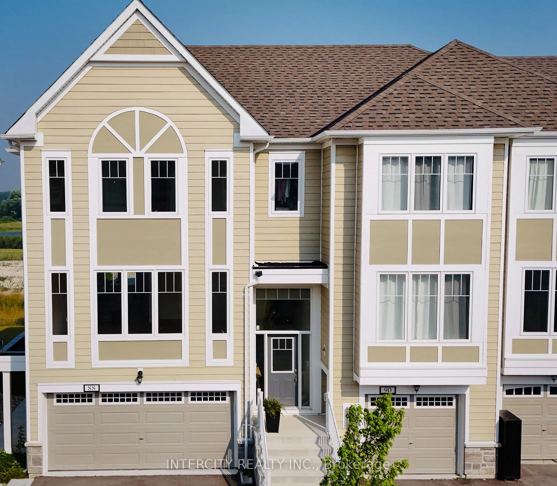 Photo 2 of 88 Sandhill Crane Drive, Wasaga Beach — HOMEH